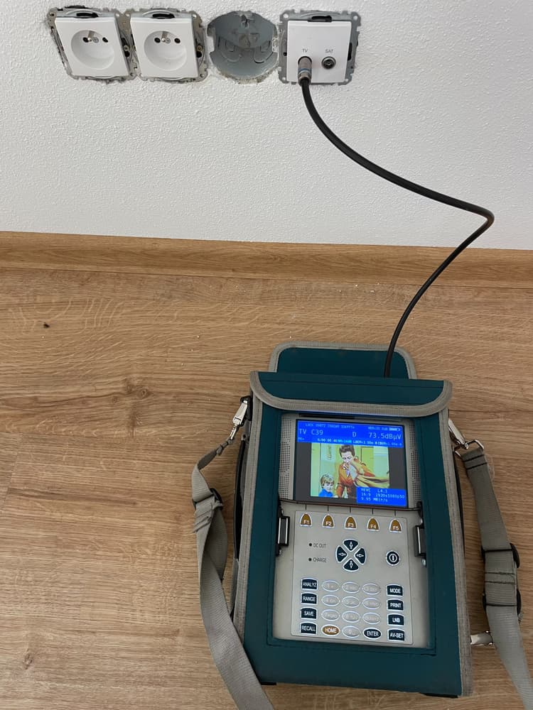 8. Ukázka měřící technika - www.saxondvb.cz | Marek Svoboda (Saxon)