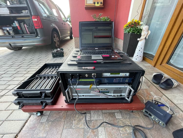 4. Ukázka Služba autokina - Marek Svoboda (Saxon) | saxondvb.cz